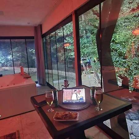 Chalet Doganin Kalbinde Dogallikla Bulusma Noktasi *